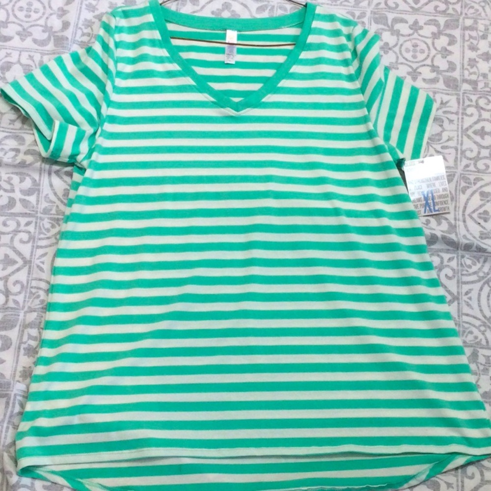 New! LuLaRoe women’s tee shirt size XL. Teal stripe.